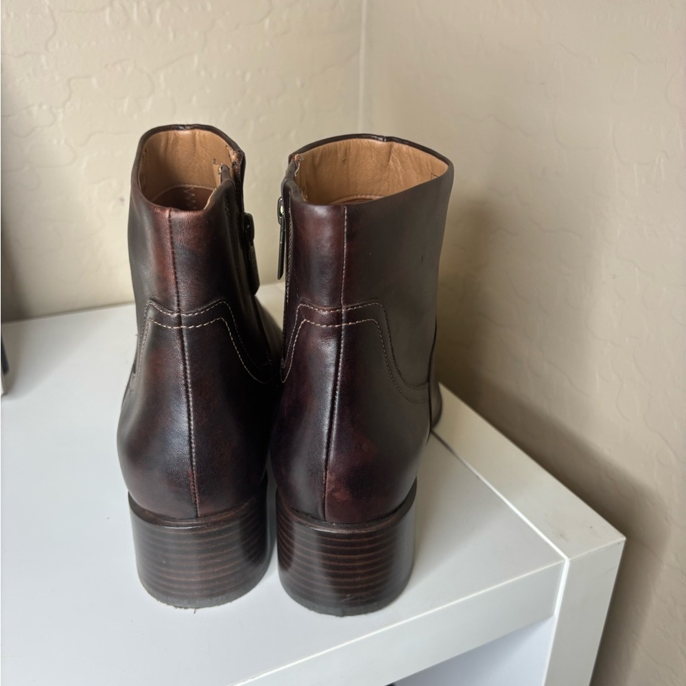 Vionic Kamryn Brown Leather Side Zip Booties Sz 9.5 waterproof - Picture 7 of 9
